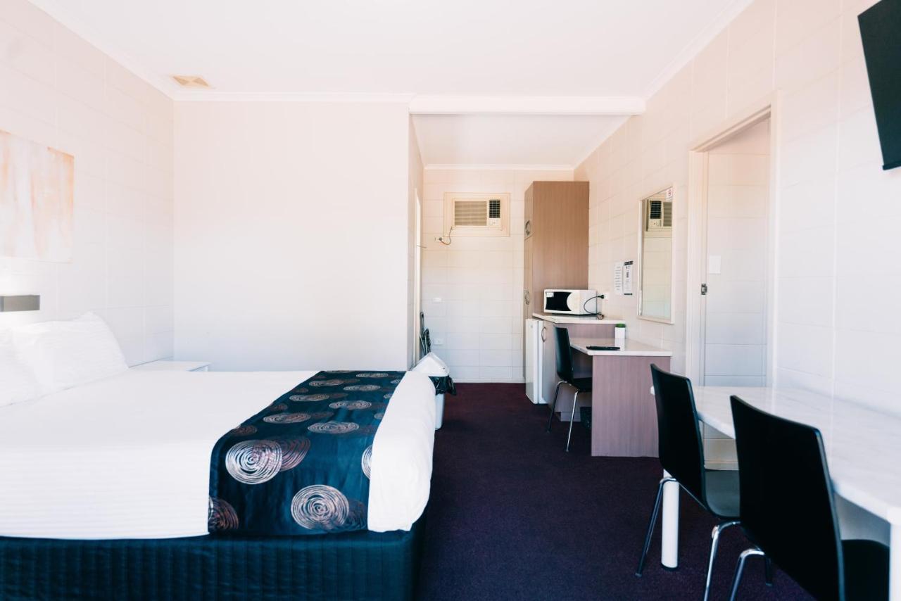 Motel Poinsettia Port Augusta Exteriör bild